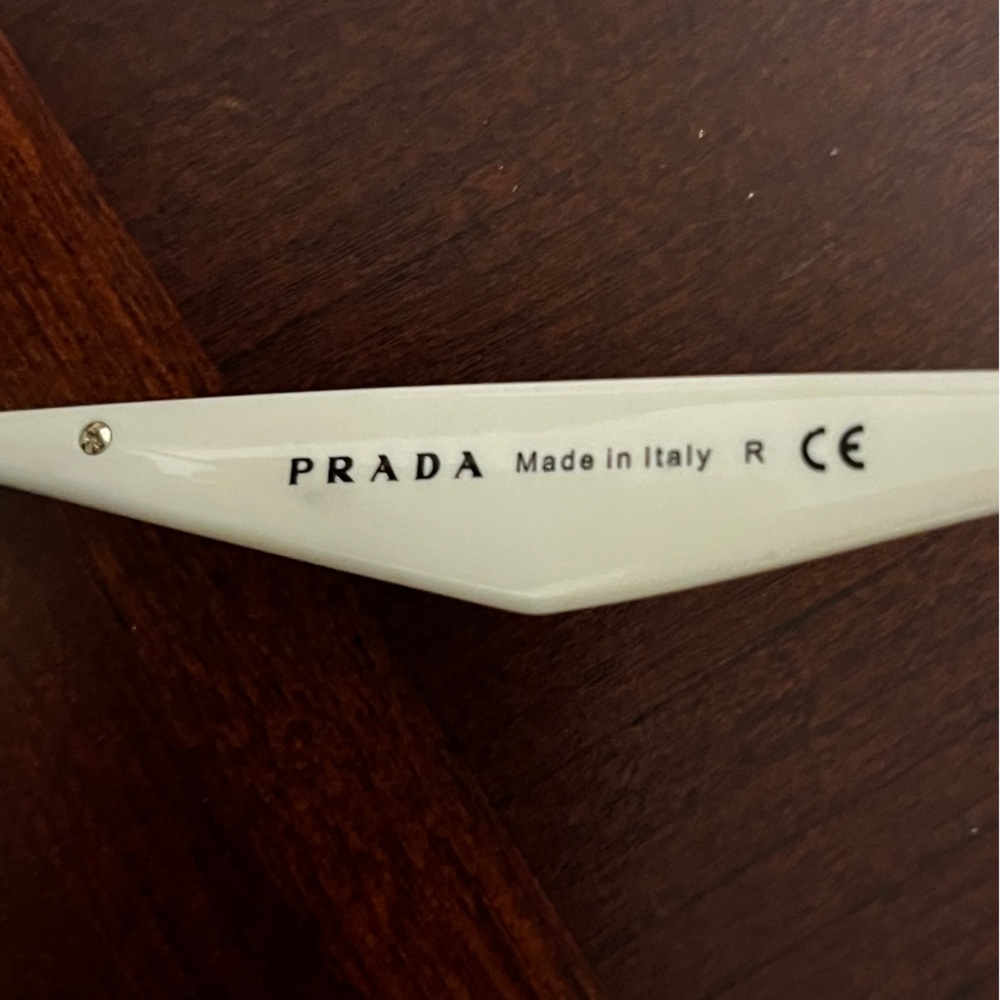Prada Silver Mirror Sunglasses & Case with Accessories - Picture 8 of 13